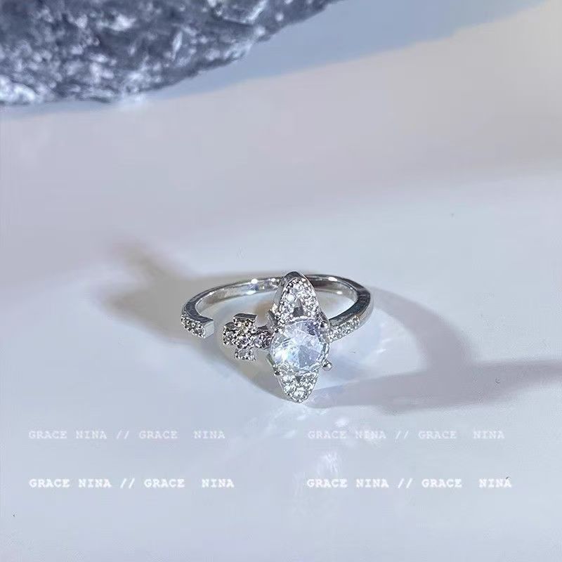 Wholesale Saturn Girl Chic Couple Ring Set Alloy Sparkling Fashion Jewelry Accessory For Gift Everyday Wear And Boutique Resale