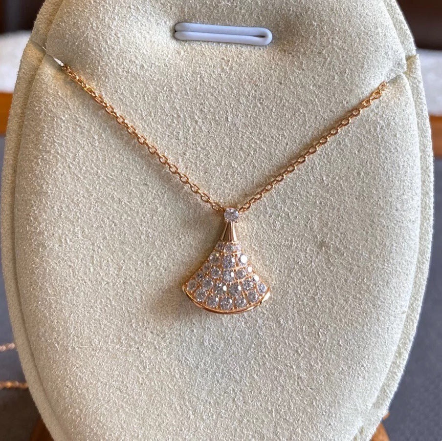 Wholesale Ins Style Fan-Shaped Diamond Necklace,  Layering Jewelry Fashion Accessory for Gift and Boutique
