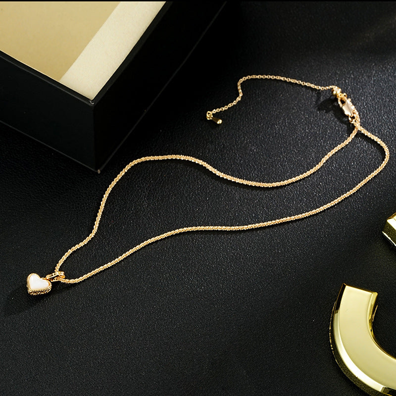 Wholesale Luxury Retro Red and White Love Double-Sided Necklace