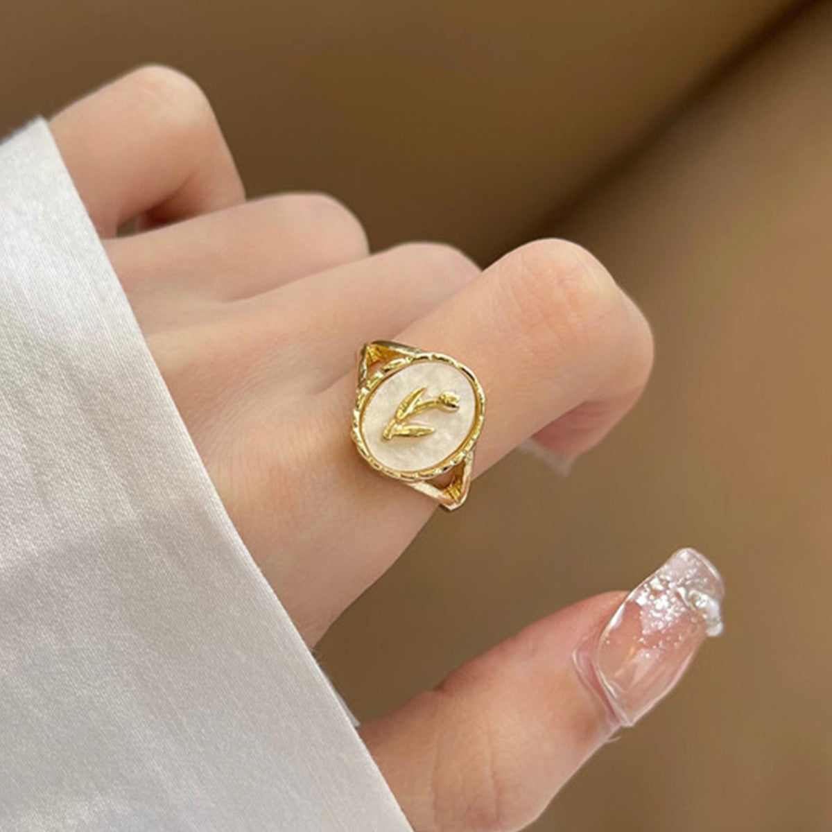 Wholesale  Retro Tulip Flower Opening Ring