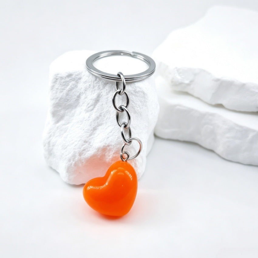 Wholesale Resin Luminous Heart Keychain Fashionable Bag Charm For Handbags And Keys Decorative Gift For Wedding Party Boutique Resale
