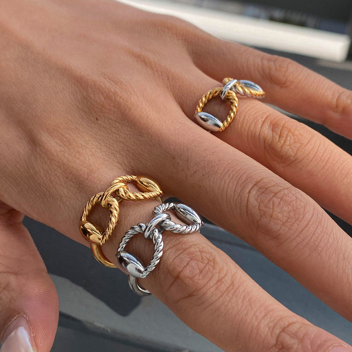 Wholesale  18K gold stainless steel double thread horseshoe opening ring