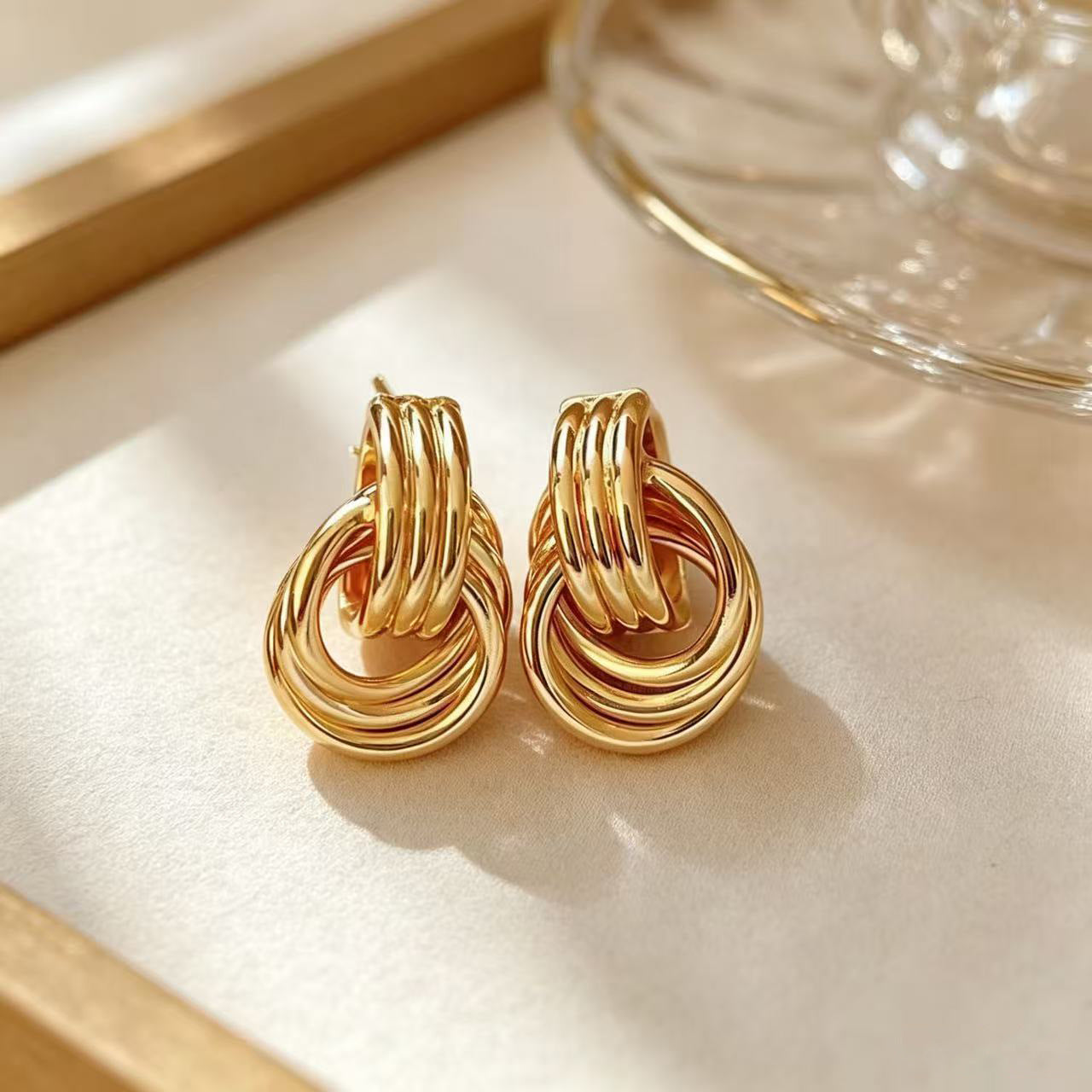 Wholesale Trendy Irregular C-Shape Earrings Metal Geometric Three-Layer for Party Wear