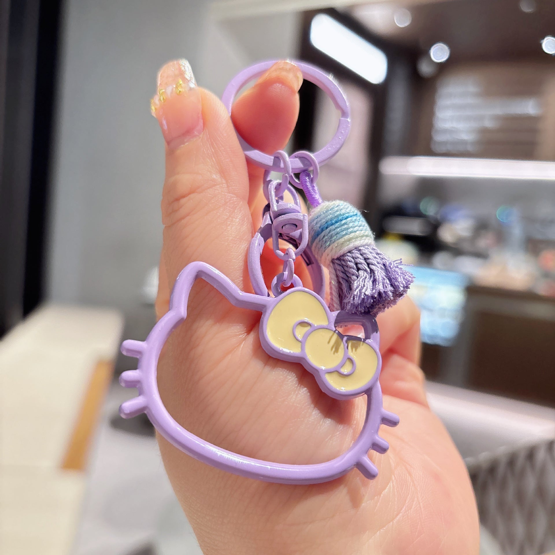 Wholesale hollow paint KT cat alloy key chain cute cartoon girl bag decoration