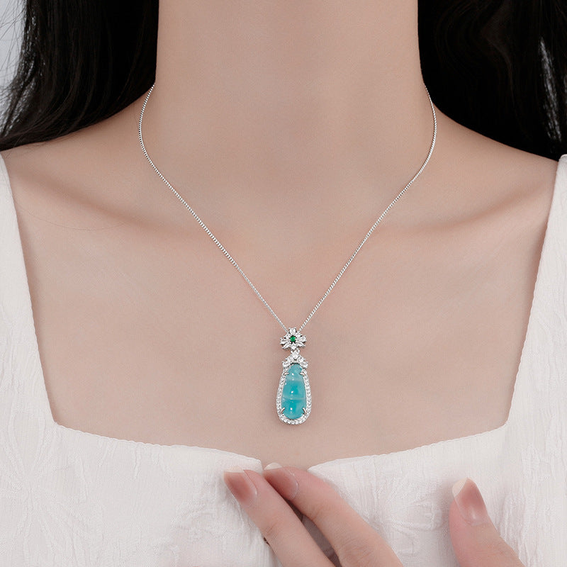 Wholesale Teal Gourd Mung Bean Pendant Necklace