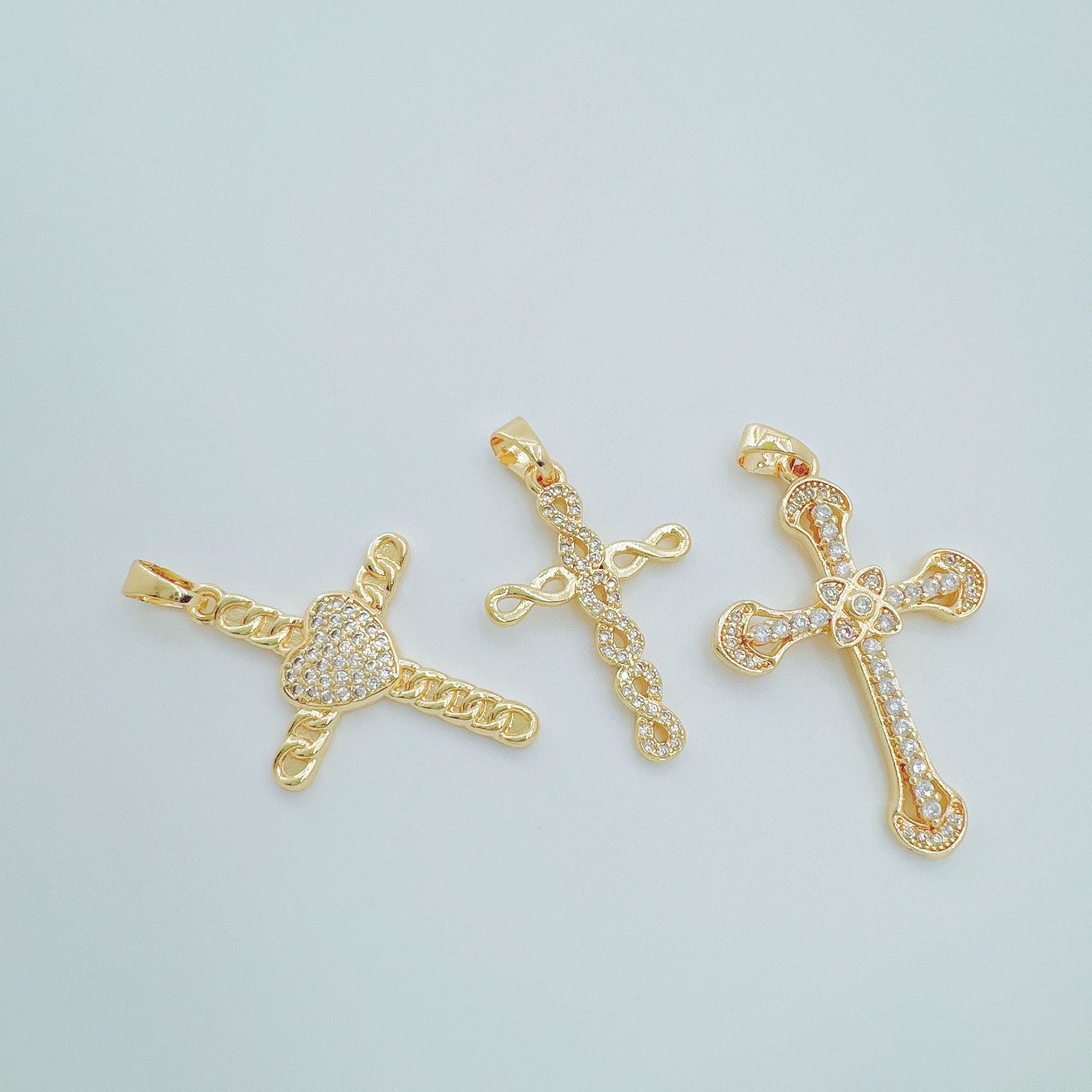 Wholesale Trendy Copper Gold Plated Zircon Pendant Necklace Fashion Accessory