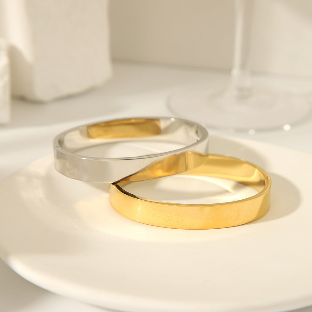 Wholesale Classic Stainless Steel Gold Plated Ladies Bracelet 18K Mirror Polished Jewelry Accessory