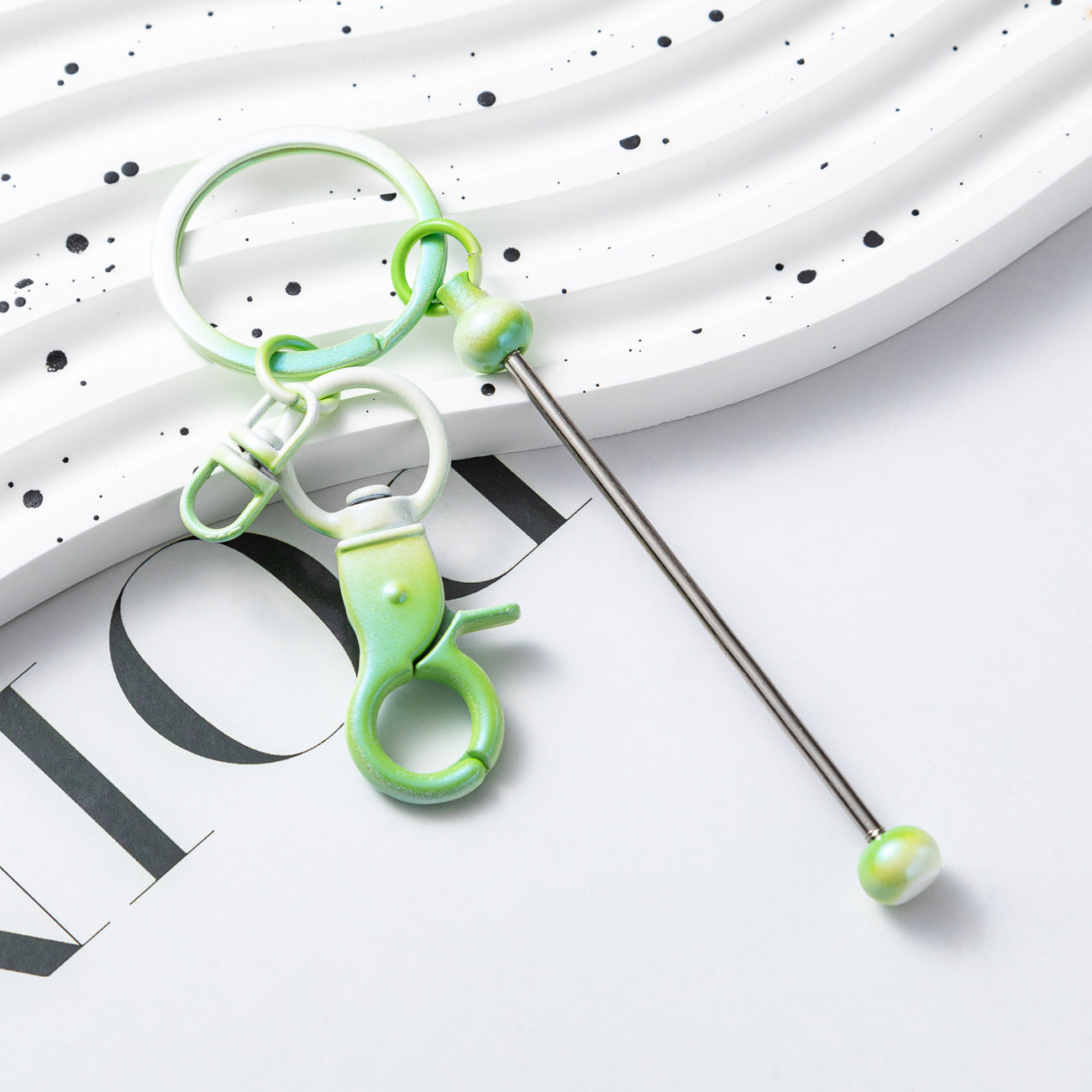 Wholesale Beadable Keychains Gradient Color DIY Beaded Keychains ACC-KC-HuaH009