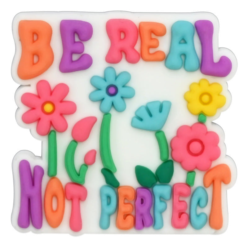 Decorazione casuale all'ingrosso della fibbia della scarpa di gomma morbida del PVC degli zoccoli della serie di frasi inglesi da 100 pezzi