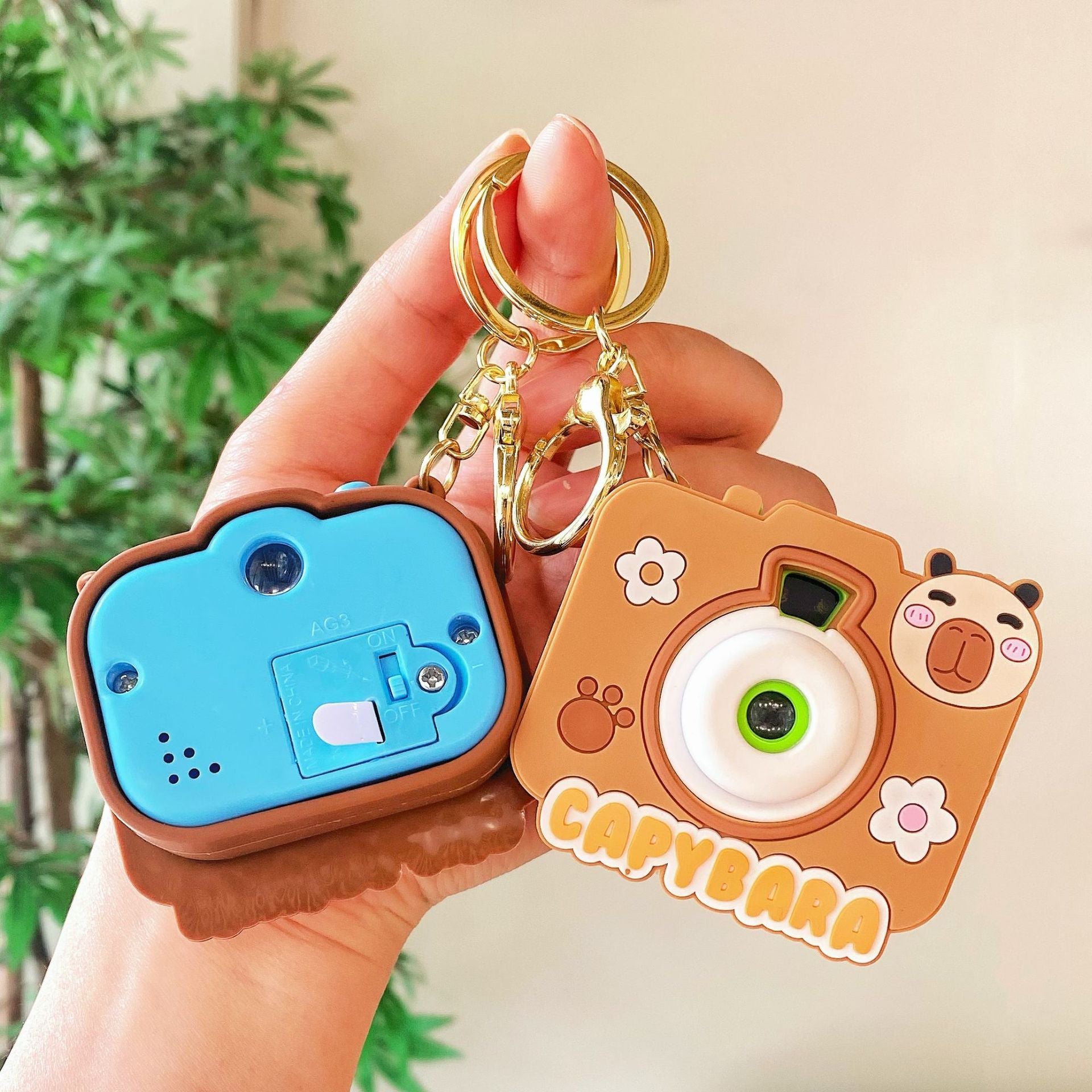 Wholesale Creative Keychain Small Capybara Luminous Silicone Camera Keychain ACC-KC-SJ017