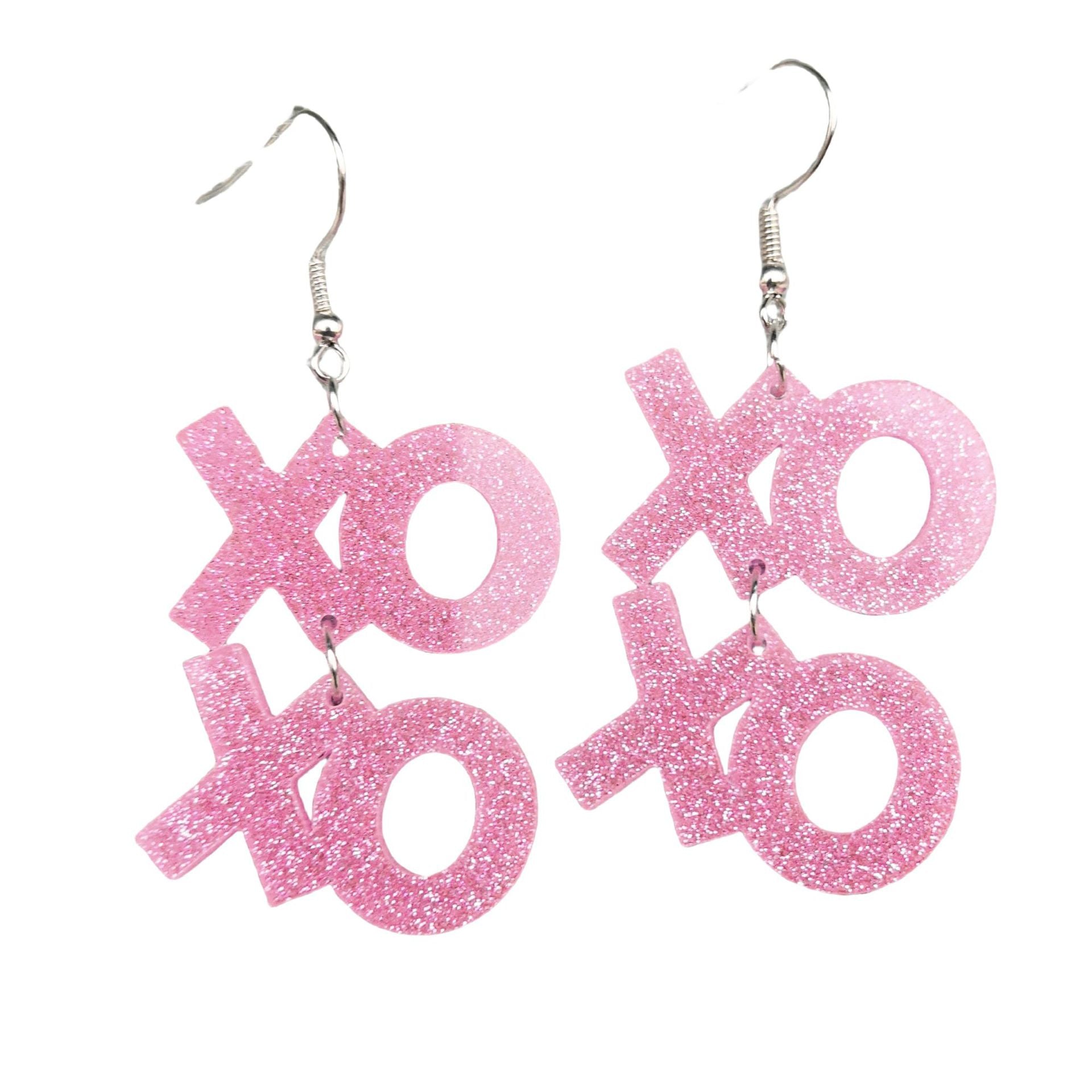 Wholesale Valentine's Day Love Hollow Heart-shaped earrings