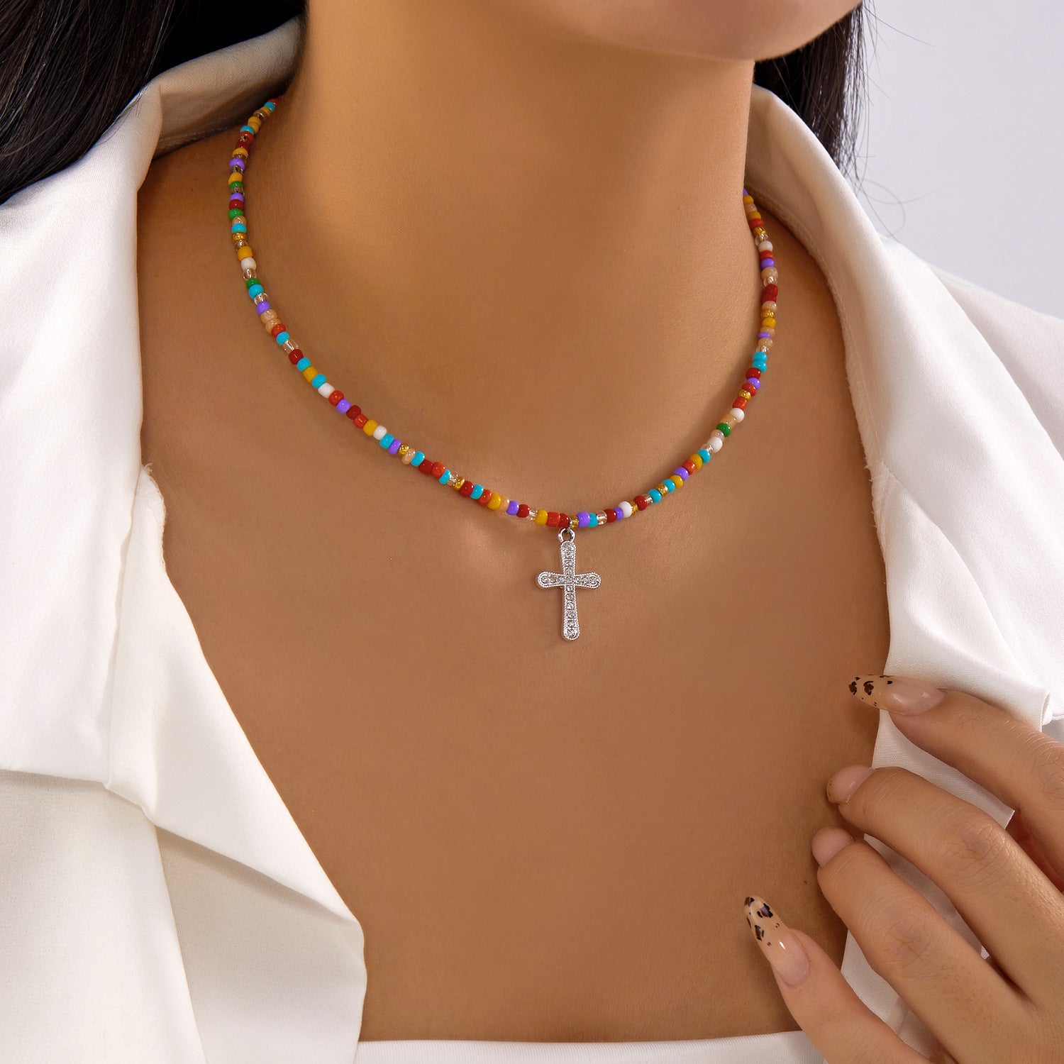 Collana con croce di perline colorate all'ingrosso