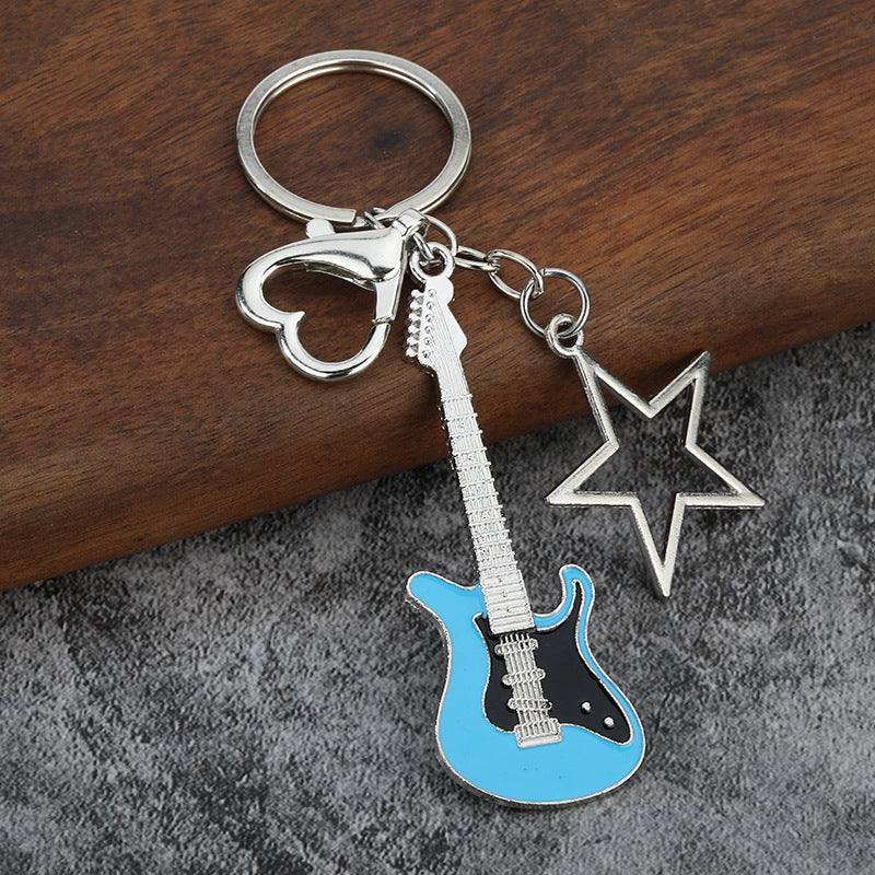 Wholesale Electroplating color-retaining oil-dripping guitar keychain