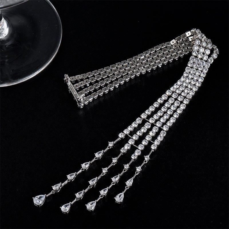 Wholesale Full zirconium light luxury long tassel star chain brooch