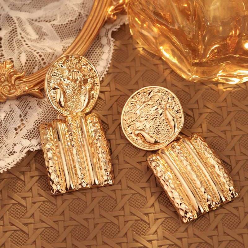 Wholesale metal exaggerated fashion leaves retro s925 silver needle alloy earrings ACC-ES-RuLong002