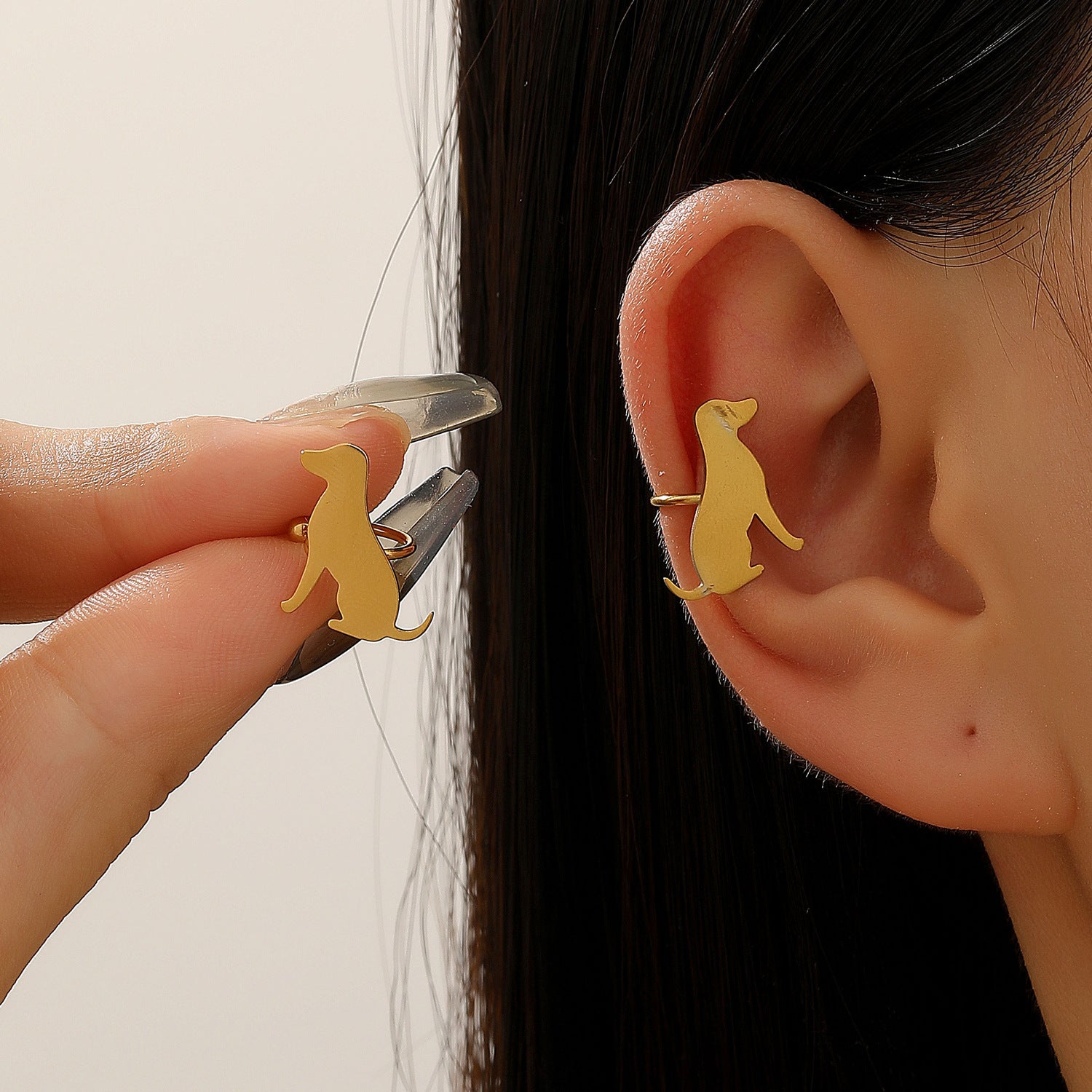 Wholesale Alloy Gold Tone Cat Ear Cuff Ear Clip For Women Unpierced Ear Jewelry Accessory Gift