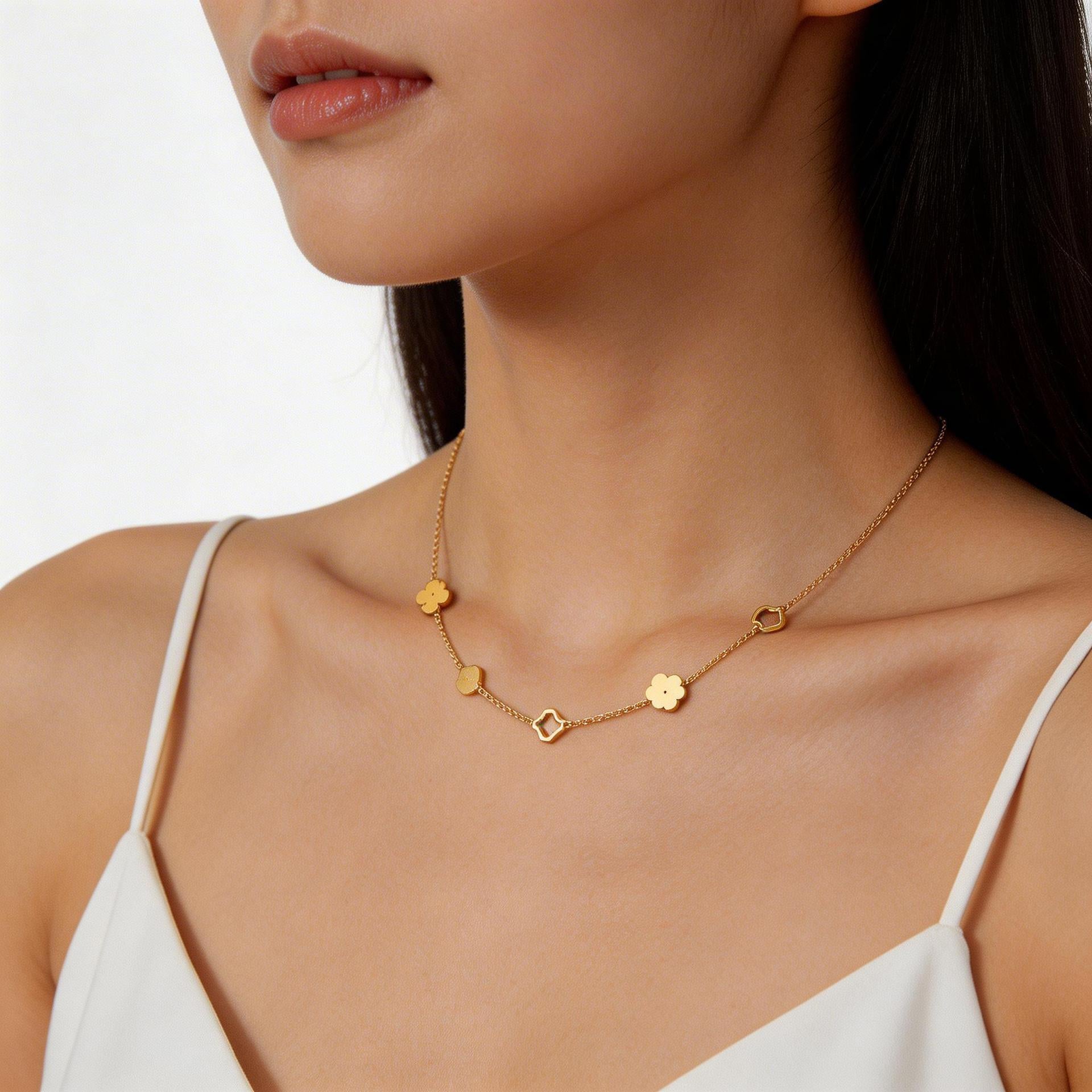 Wholesale Lucky Niche Luxury Titanium Steel Clavicle Chain