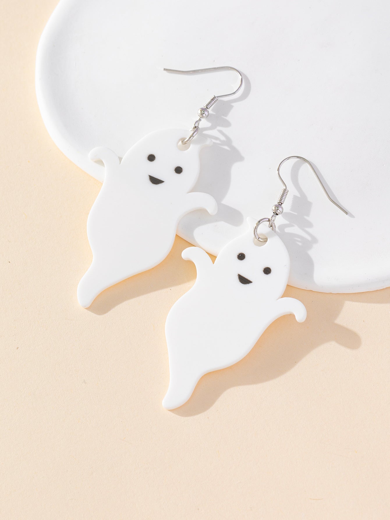 Wholesale Creative Halloween Spider Acrylic Earrings