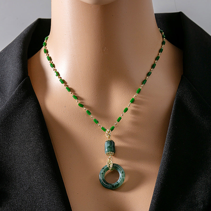 Wholesale  Retro Emerald Gradient Peace Button Necklace