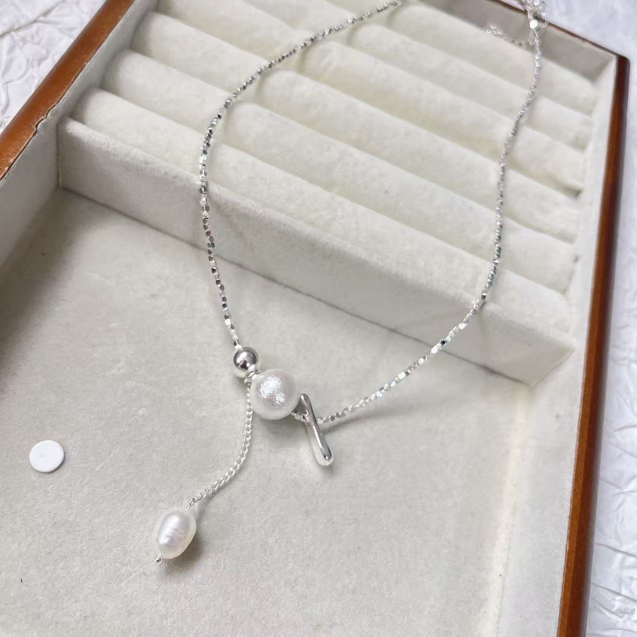 Wholesale Pearl tassel silver necklace