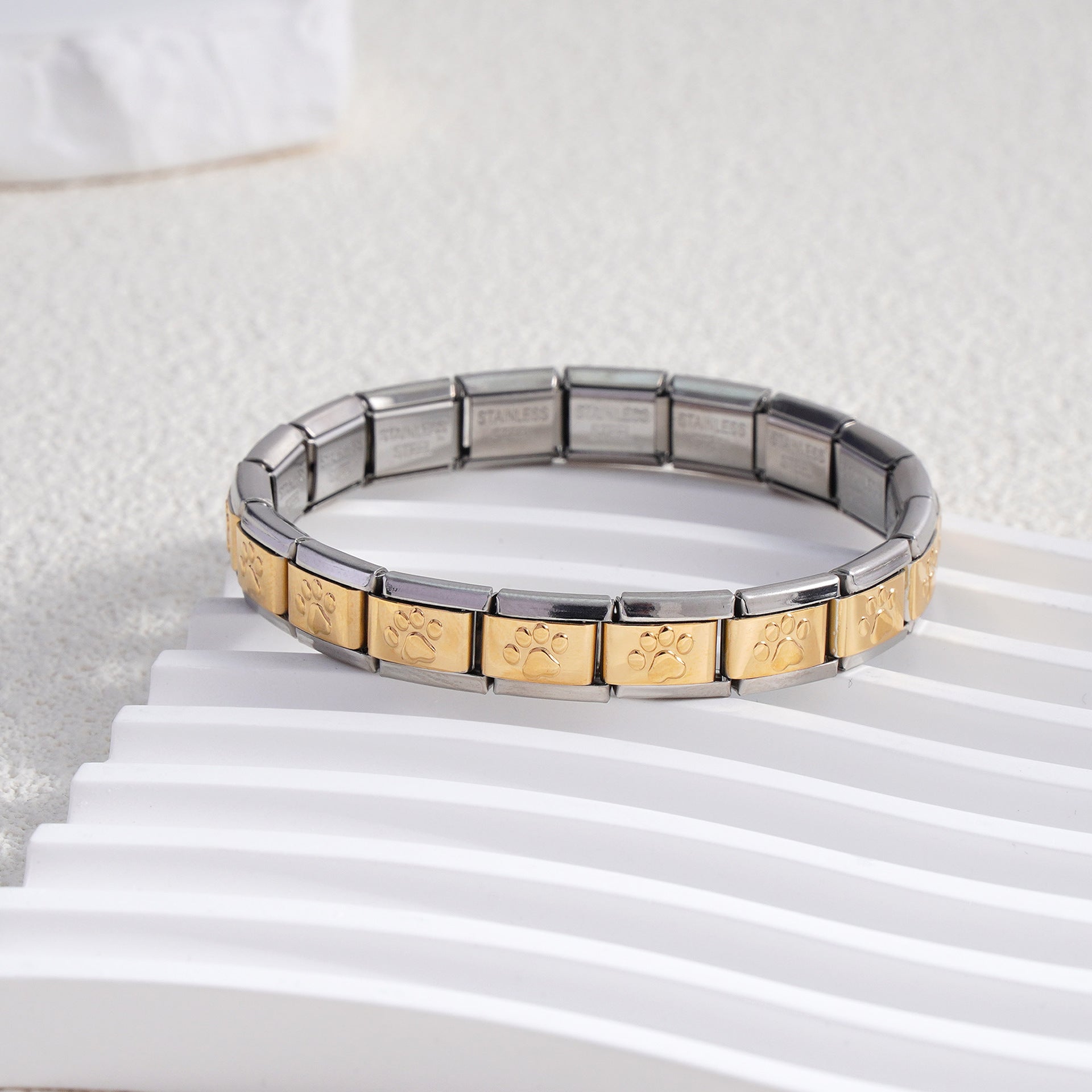 Wholesale Heart Shaped Stainless Steel DIY Modular Bracelet Fashion Accessory Great For Gift Giving And Boutique Resale