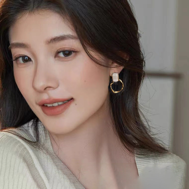 Wholesale S925 Silver Needle Metal Circle Ear Studs Advanced Sense Light Luxury Earrings