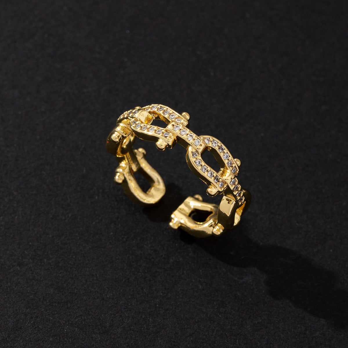 Wholesale European American Style Horseshoe Buckle Zircon Open Ring Gold Plated Copper Fashion Jewelry Accessory Gift Boutique Resale