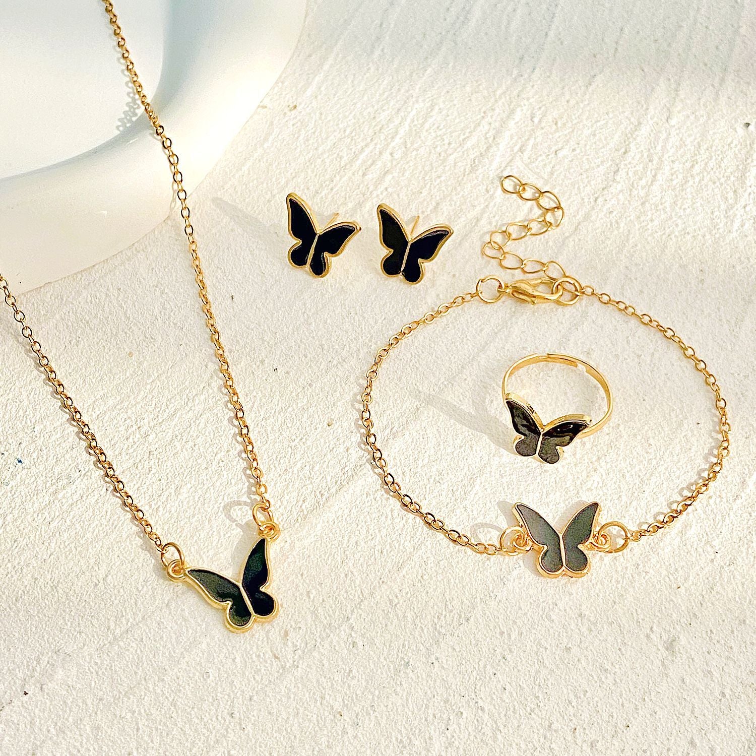 Wholesale Butterfly Jewelry Set Black Oil Drop Butterfly Necklace Earrings Ring Bracelet ACC-NE-meih004