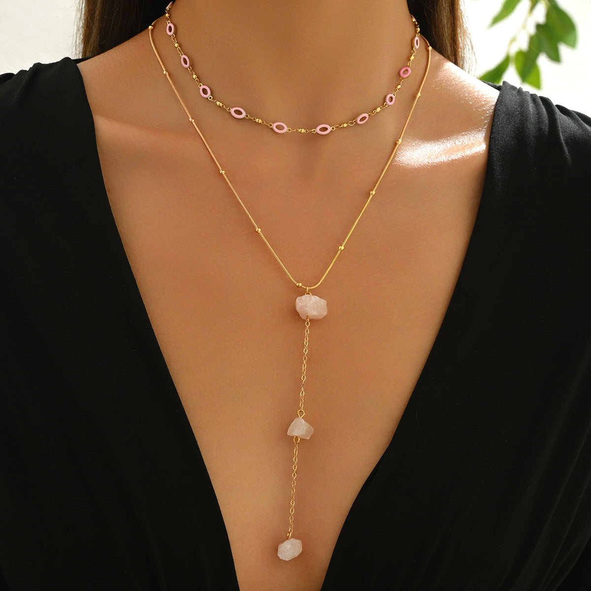 Wholesale light pink crushed stone pendant Y-shaped heart  necklace