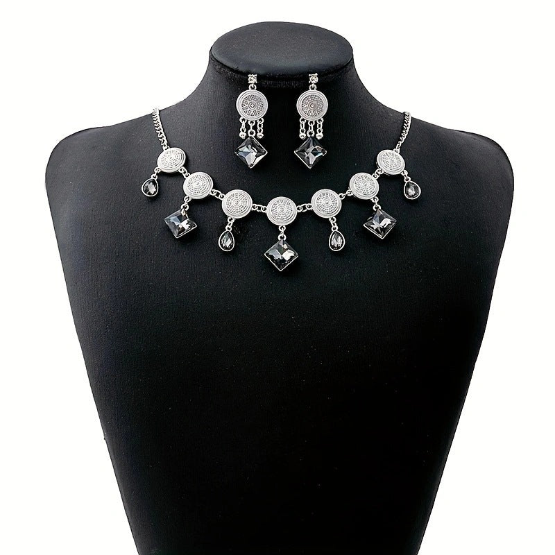 Wholesale  Metal Necklace Earrings suit  Retro Court French Pearl Water Drops Exaggerated Jewelry