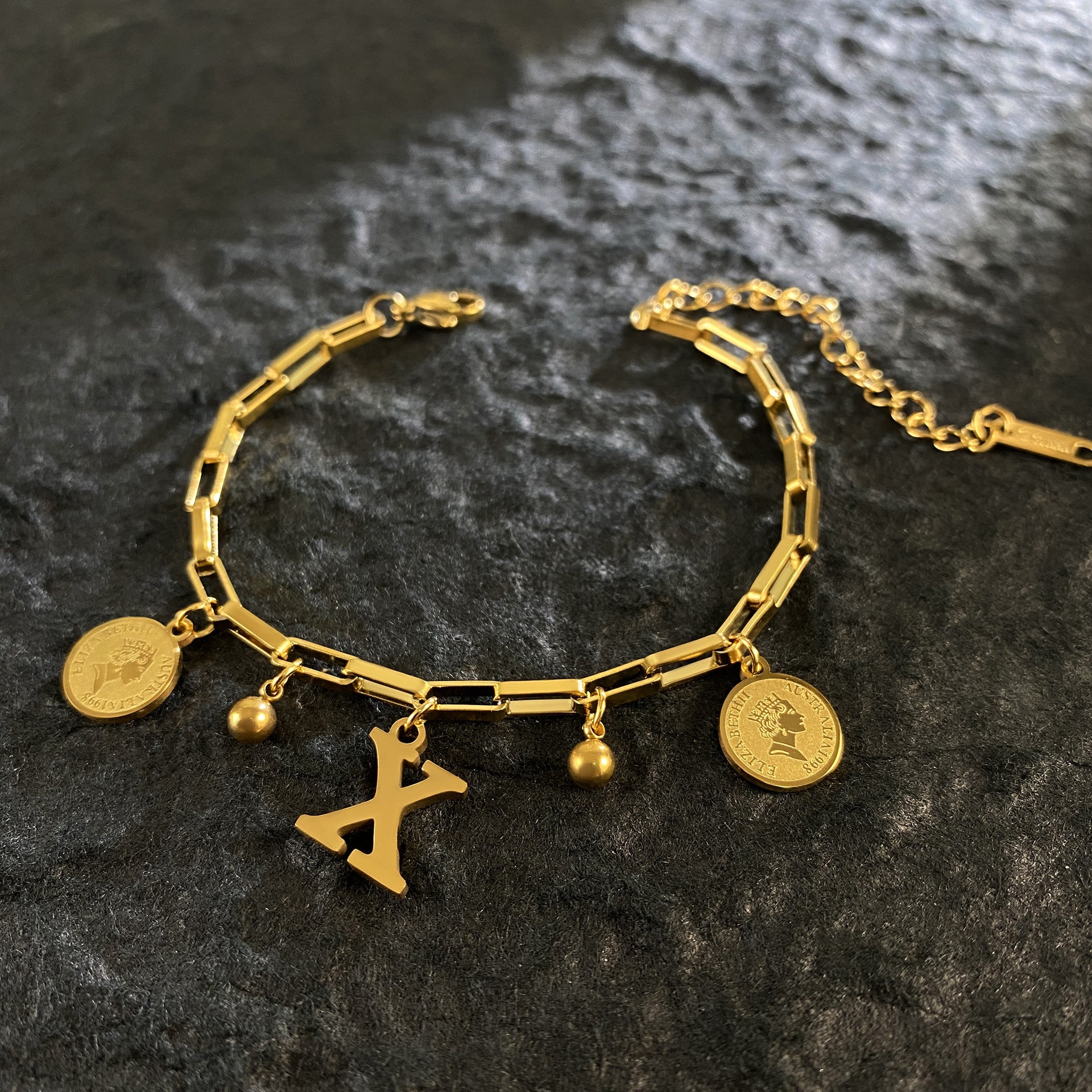 Wholesale Titanium Steel 18K Gold Plated Queen's Head Letter Bracelet ACC-BT-YuXun007