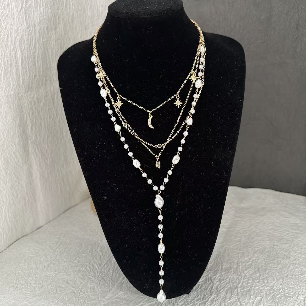 Wholesale Alloy Electroplated Star Moon Pearl Tassel Pendant Necklace Chic Layering Collarbone Jewelry For Women Fashion Accessory Boutique Resale