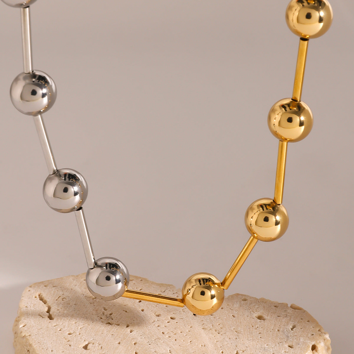Wholesale 18k gold stainless steel gold and silver color matching steel ball necklace