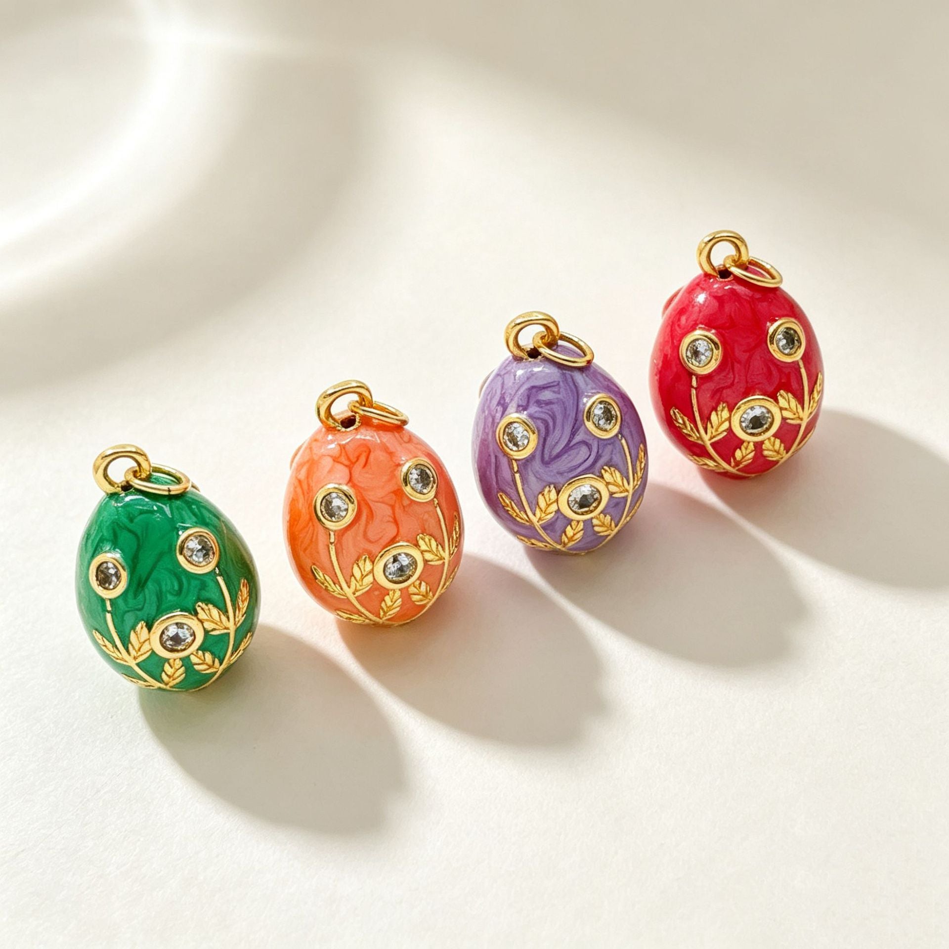 Wholesale Gold Plated Easter Egg Pendant Necklace Fashion Accessory for Party