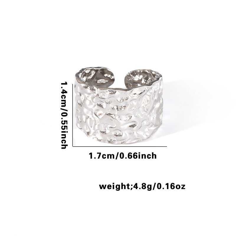 Wholesale Gold Plated Titanium Steel Heart Cut Out Ring Fashion Jewelry Accessory for Everyday Wear