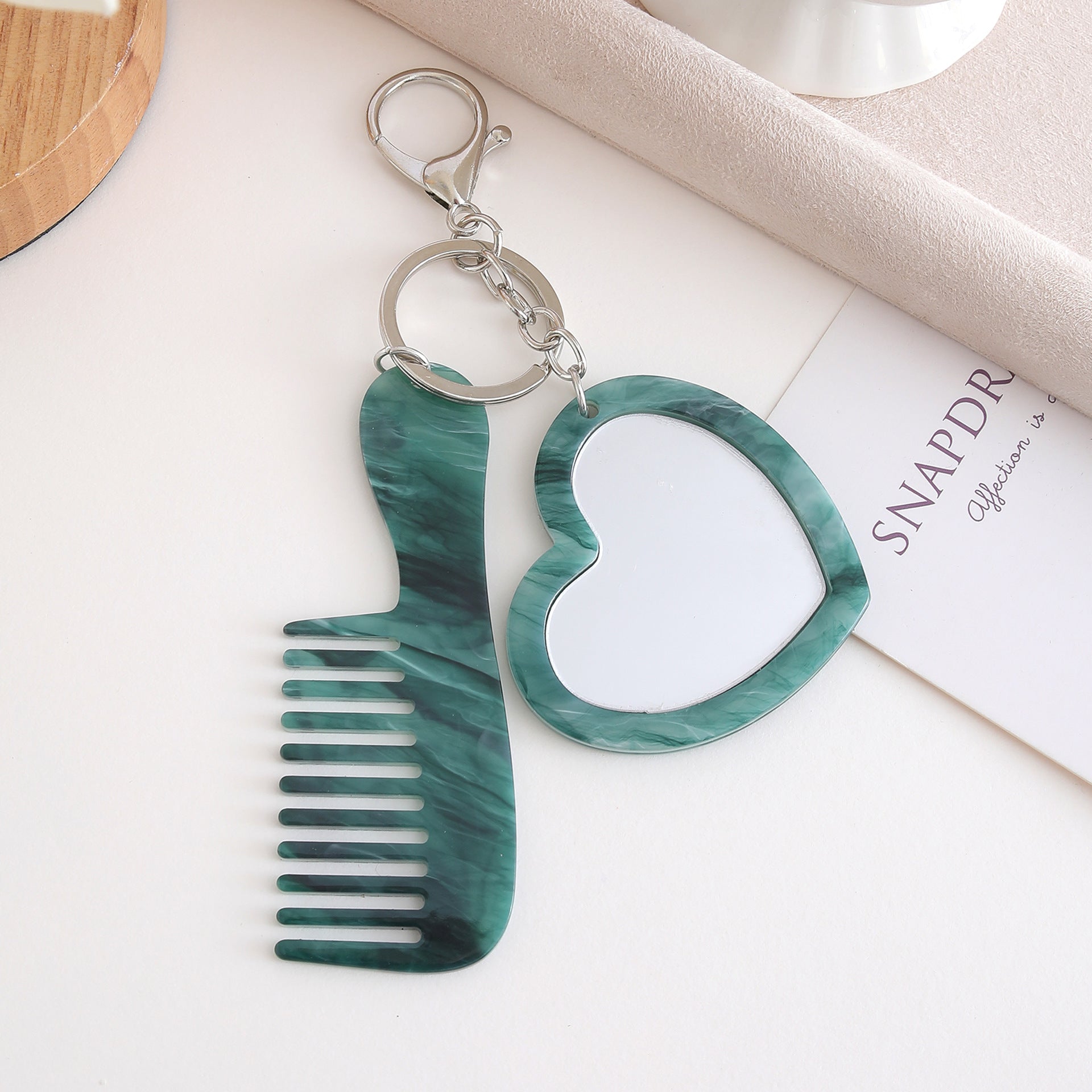 Wholesale Glitter Heart Makeup Mirror Keychain