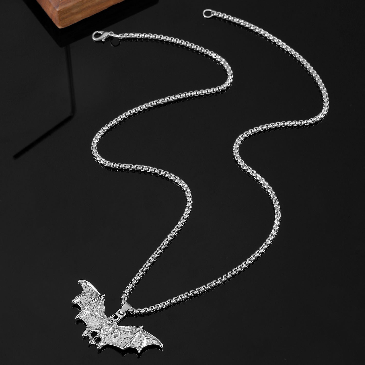 Wholesale Punk Style Skull Pendant Necklace Trendy Jewelry Accessory for Gift Boutique Resale