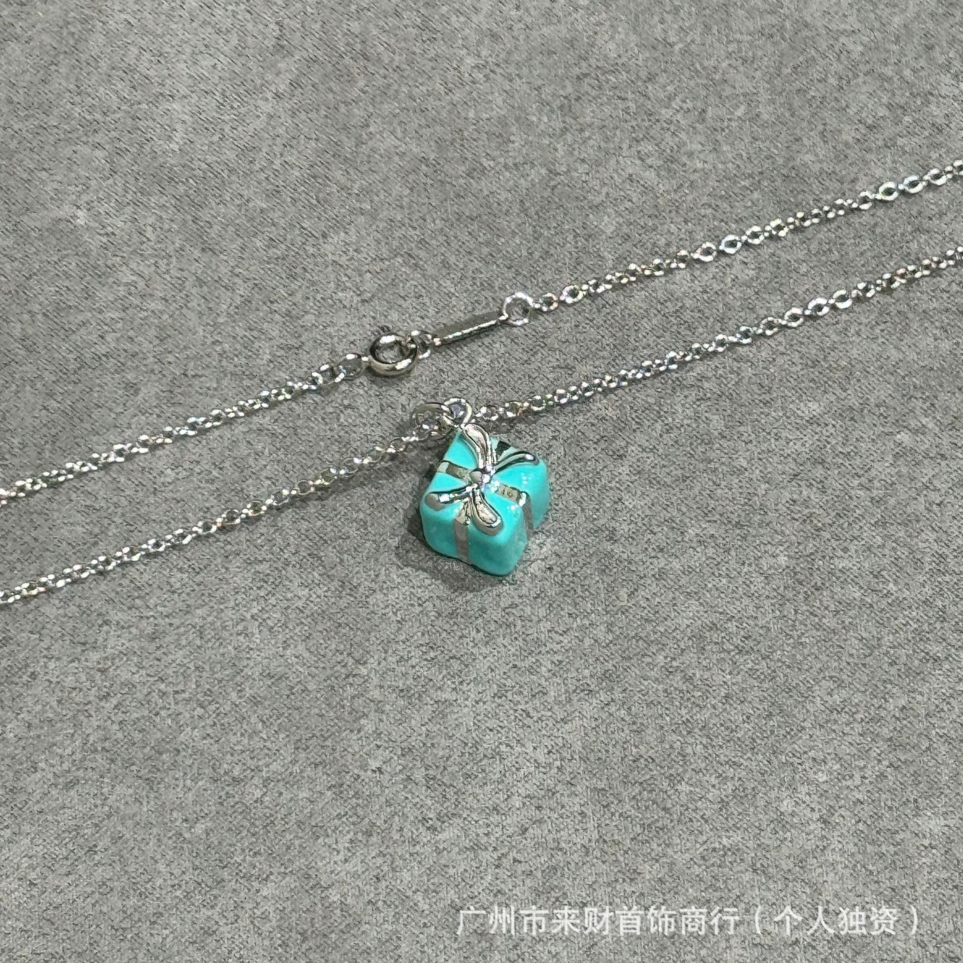 Wholesale Christmas gift box clavicle necklace choker necklace