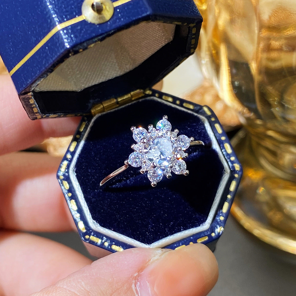 Wholesale Diamond-embedded snowflake S925 sterling silver ring