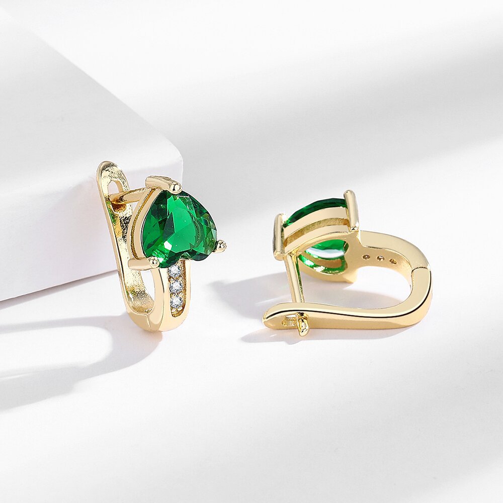 Wholesale heart shaped zircon British style earrings