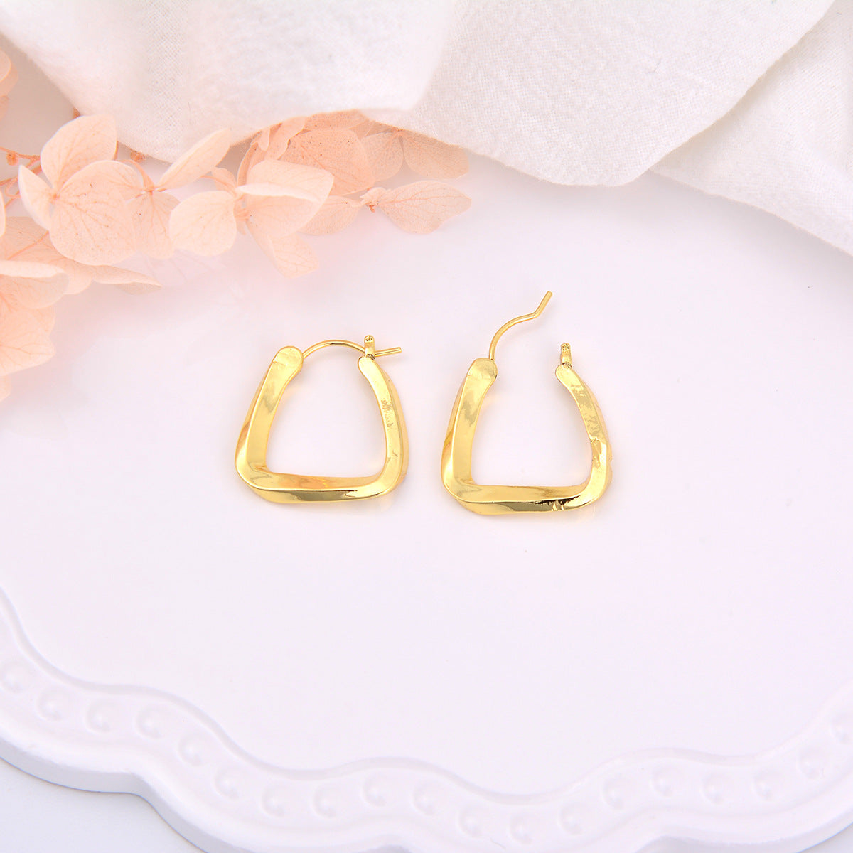 Wholesale Medium rectangular glossy buckle simple earrings