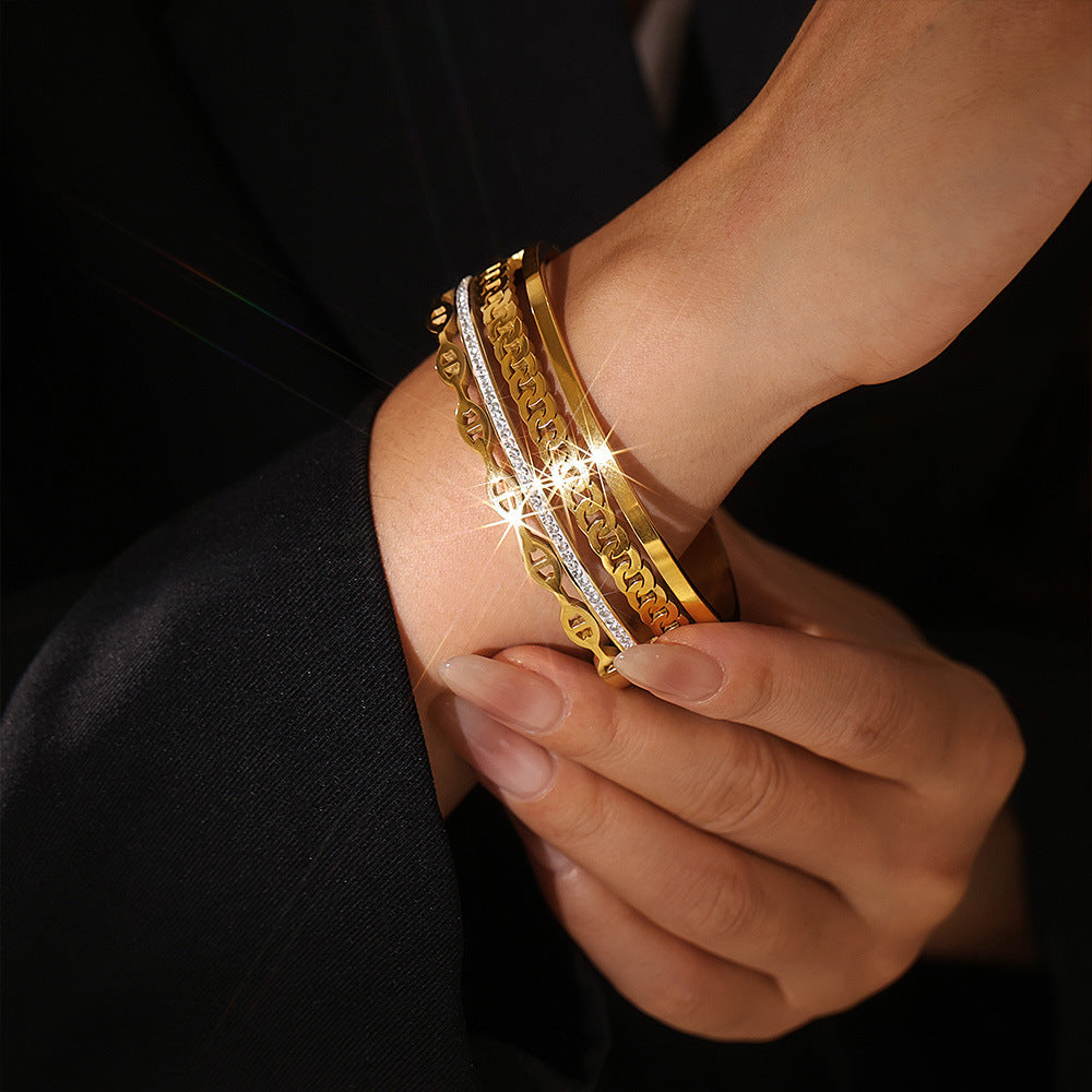 Wholesale  Light Luxury Titanium Steel Plated 18k Gold Non-fading Bracelet