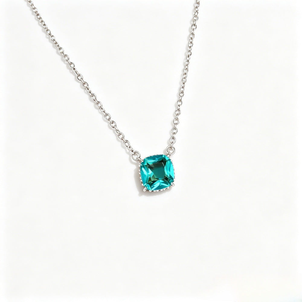 Wholesale Stylish Green Gemstone Square Clavicle Chain Necklace Copper Electroplated Jewelry Accessory