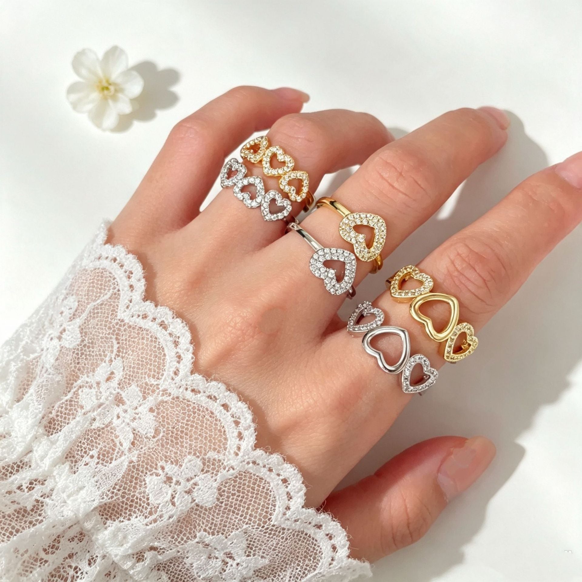 Wholesale Heart Cutout Open Ring 18K Gold Plated Zircon Adjustable Ring Fashion Accessory Gift