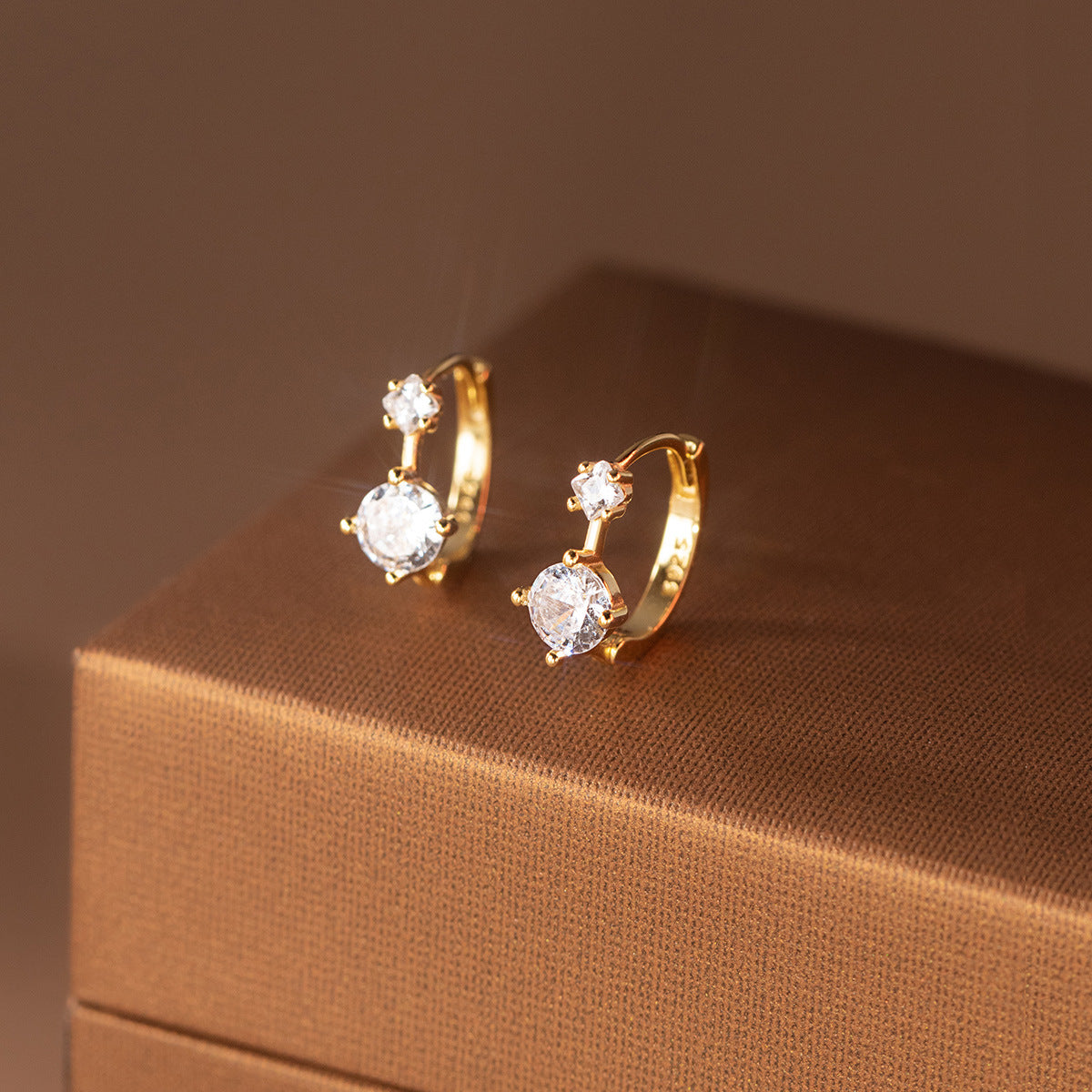 Wholesale Silver Plated Zircon Minimalist Earrings,  Trendy Ear Clips for Everyday Wear Fashion Accessory