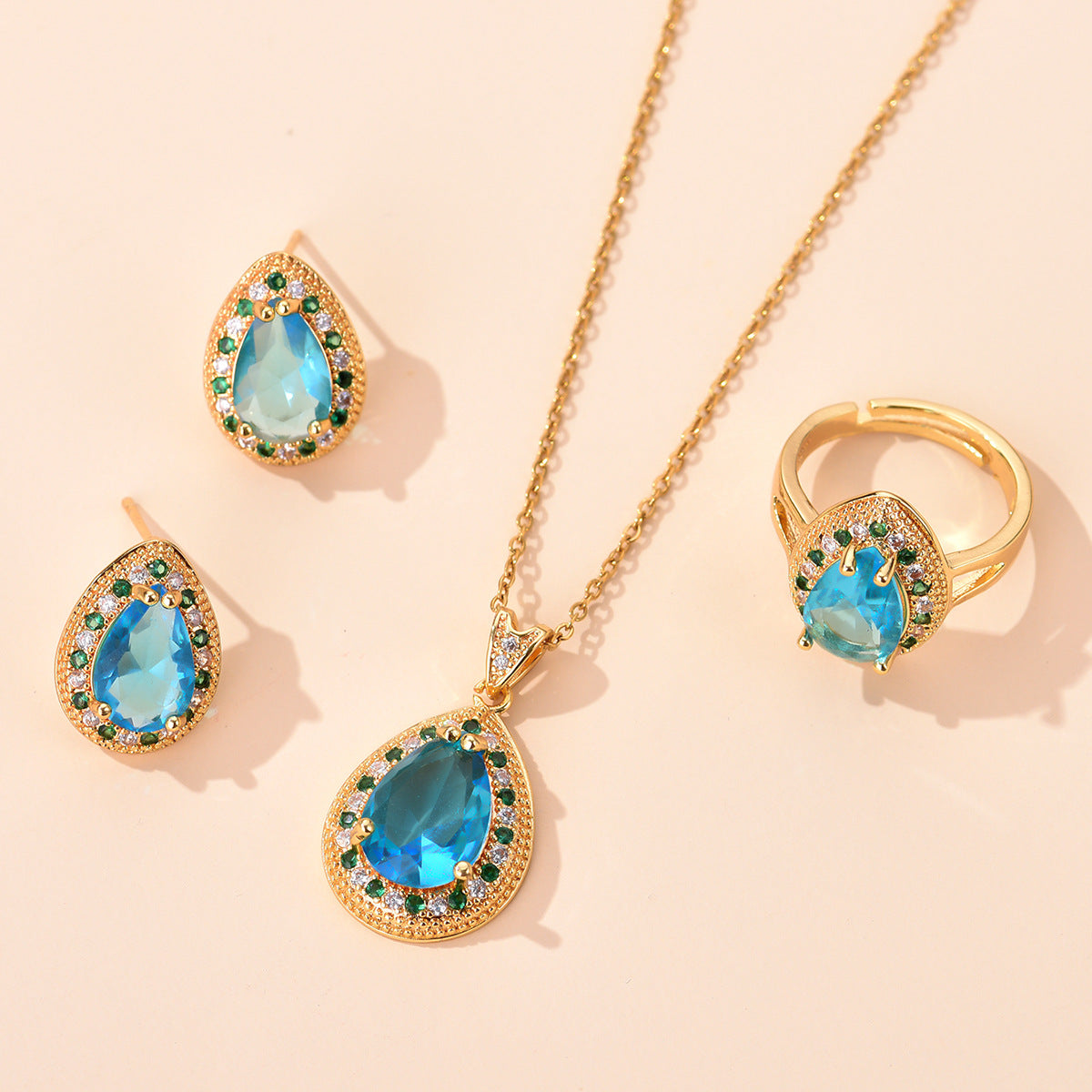 Wholesale retro elegant baroque necklaces jewelry