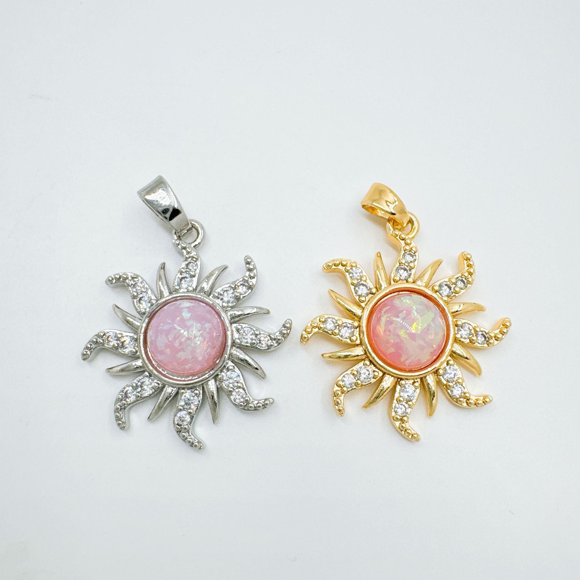Wholesale Chic Sun Eight-Pointed Star Pendant Necklace 18K Gold-Plated Copper Jewelry for Gift Boutique Resale