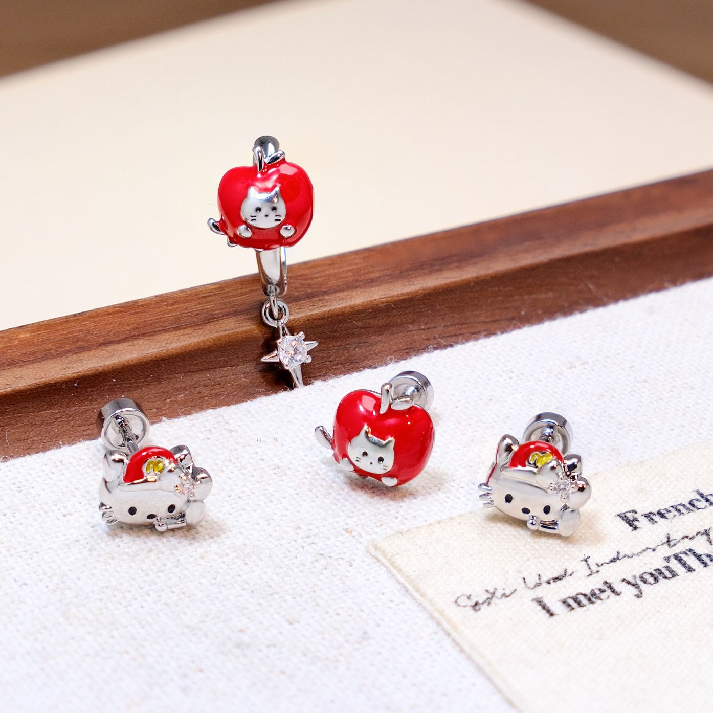 Wholesale Trendy Apple Cat Design Earrings Titanium Steel Electroplated Fashion Accessory for Women