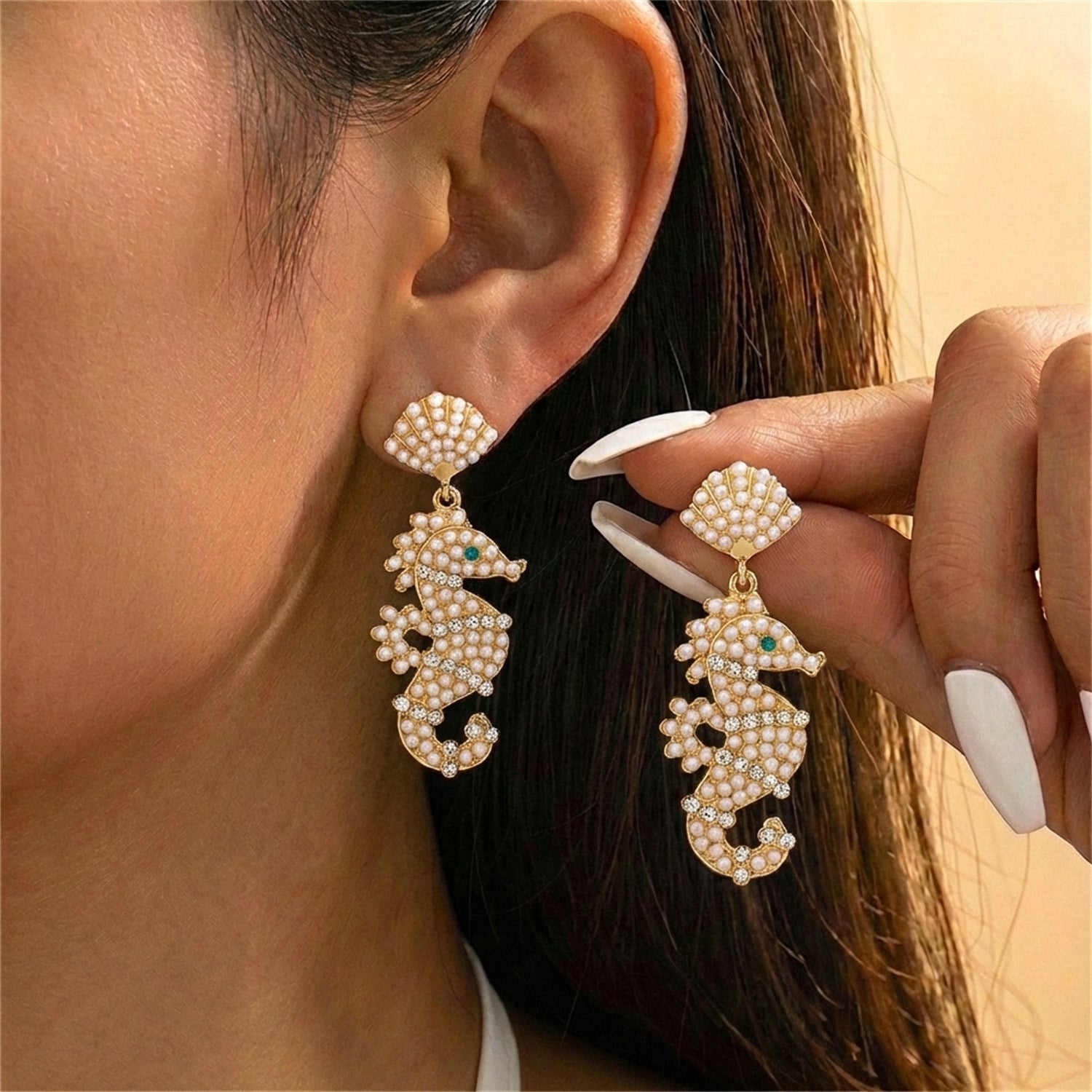 Wholesale Red Full-Pavé Crab Earrings — Light Luxury,  High-End Ocean-Themed Statement Earrings;  Bold,  Unique,  and Versatile Evening Accessories