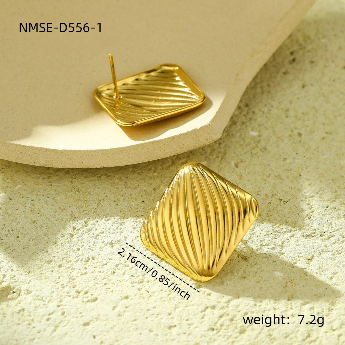 Wholesale  stainless steel retro  hollow 18K gold earrings jewelry